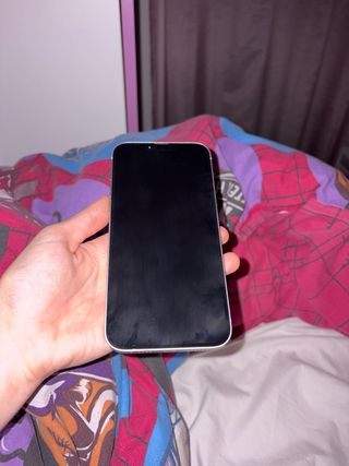 iPhone 14 Plus Lila