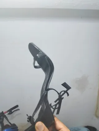 Saint Laurent Paris Zapatos Tacón Negro