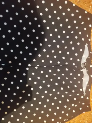 Pantalón de mujer con lunares