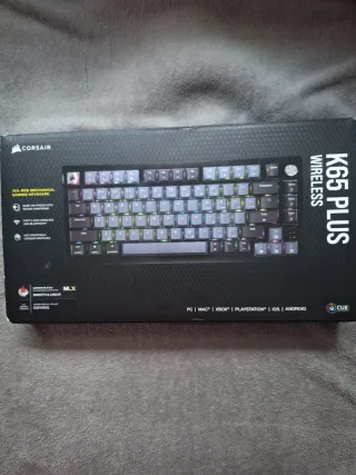 Corsair K65 Plus Wireless Teclado