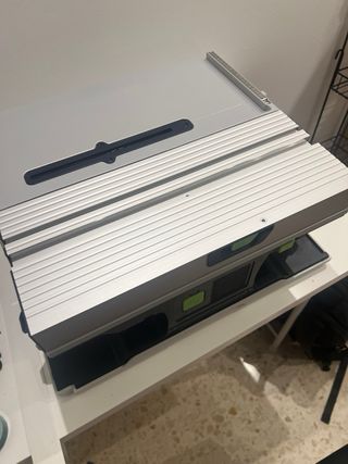 Festool Sierra de mesa CSC SYS 50 y set de energia