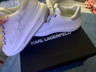 Botines Karl Lagerfeld Blancos y Plateados