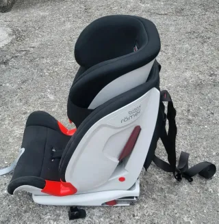 Silla coche Britax Römer negra