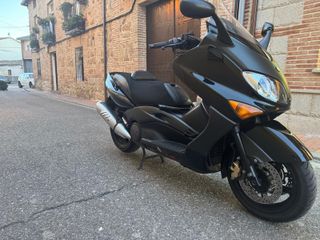 Yamaha T-MAX XP 500