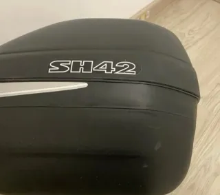 Baúl Shad SH42 Touring