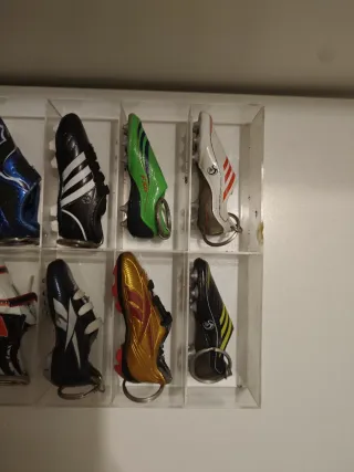 Botas y balones de fútbol Real Madrid