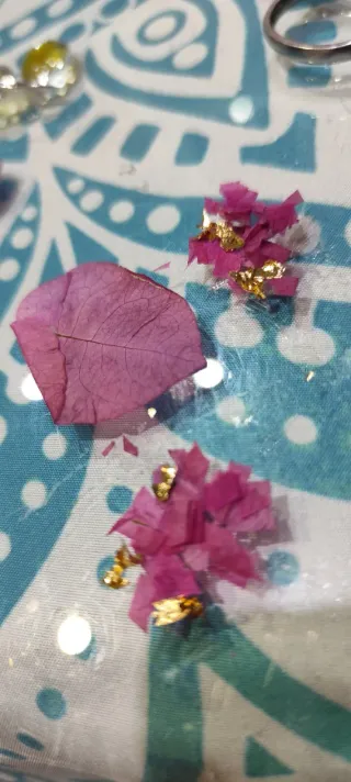 Pendientes buganvilla y pan de oro