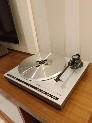 Gira-discos Onkyo CP-1130F DD Automático
