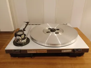 Gira-discos Onkyo CP-1130F DD Automático