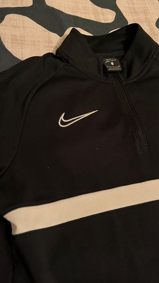 Sudadera Nike Negra Media Cremallera