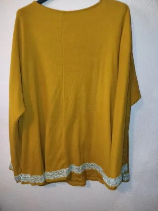 Suéter Talla Grande Dorado con Borde Plateado