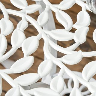 Juego de Jardín de 3 Piezas en Aluminio Blanco con Diseño Floral, 2 Sillas de Exterior 45X42X85.5 Cm y Mesa Redonda Ø61X66.5 Cm