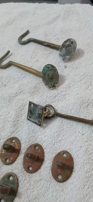 Aldabillas y cierres antiguos