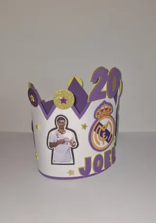 Corona de cumpleaños, Real Madrid.