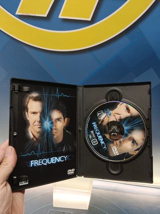 DVD, Frequency. dennis quaid, buen estado