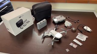 DJI Mini 2 Fly More Combo + Accessori