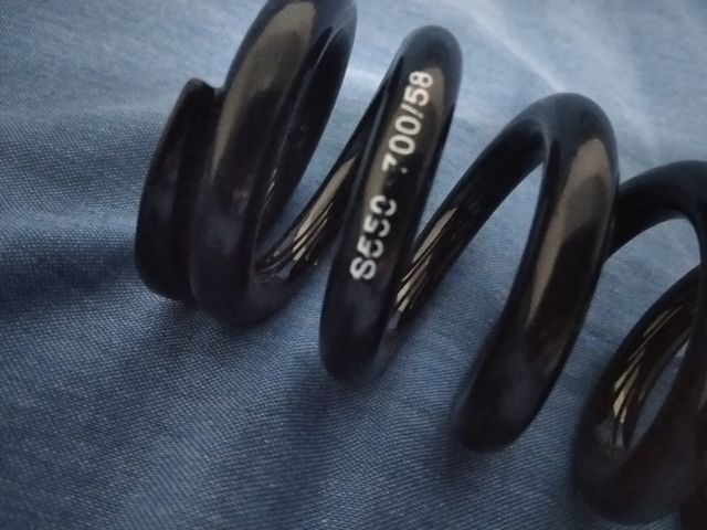 NUEVO Muelle S550 Lbs. 700/58 ShockWorks Acero