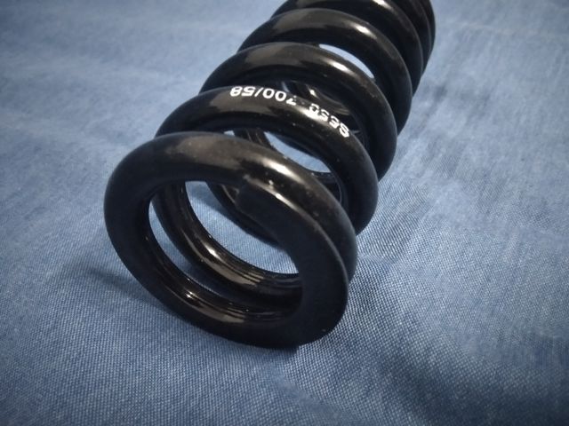 NUEVO Muelle S550 Lbs. 700/58 ShockWorks Acero