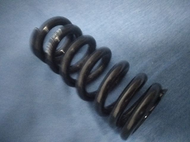 NUEVO Muelle S550 Lbs. 700/58 ShockWorks Acero