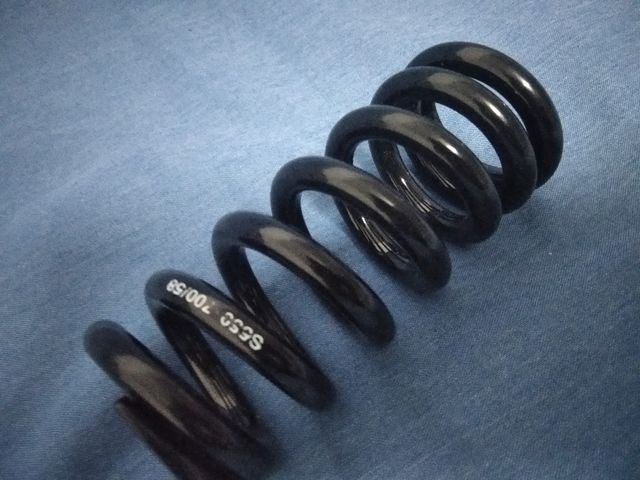 NUEVO Muelle S550 Lbs. 700/58 ShockWorks Acero