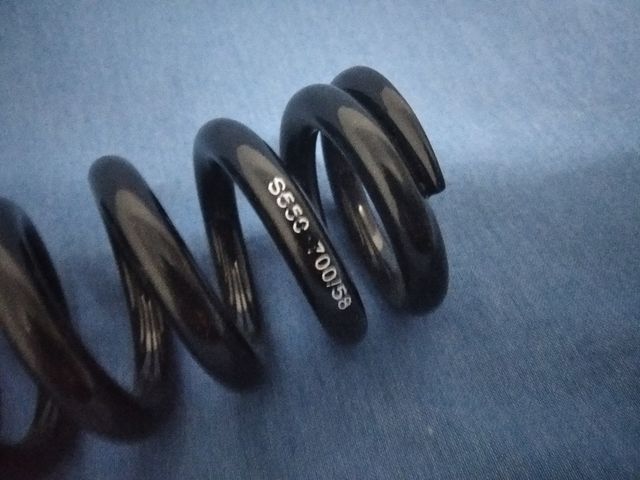 NUEVO Muelle S550 Lbs. 700/58 ShockWorks Acero
