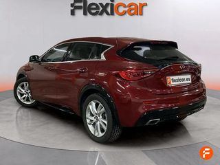 Infiniti Q30 1.5D PREMIUM
