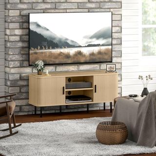 Mueble TV 55" Con 2 Armarios, 2 Estantes Y 2 Pasacables, Mueble Porta TV en Madera y Acero, para Sala de Estar y Dormitorio, 120X40X55 Cm, Roble y Negro