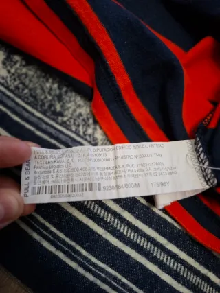 Camiseta Pull&Bear rayas roja y negra