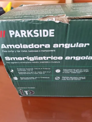 Amoladora Angular 750W con Accesorios