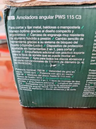 Amoladora Angular 750W con Accesorios