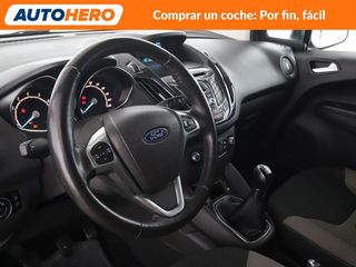Ford Tourneo Courier 1.0 EcoBoost Titanium