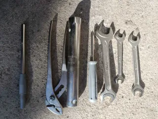 Kit Ferramentas Original BMW E30 Fase 1