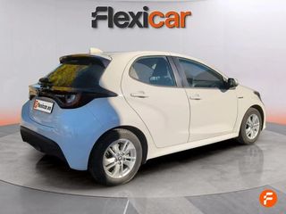 Toyota Yaris 1.5 120H Business Plus