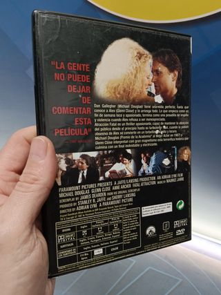 DVD, atracción fatal , buen estado