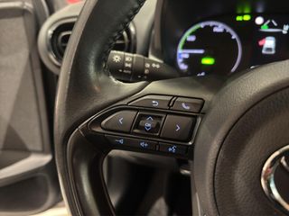 TOYOTA YARIS 1.5 VVT-I HYBRID ACTIVE TECH 116 5P