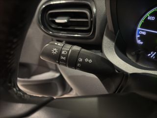 TOYOTA YARIS 1.5 VVT-I HYBRID ACTIVE TECH 116 5P