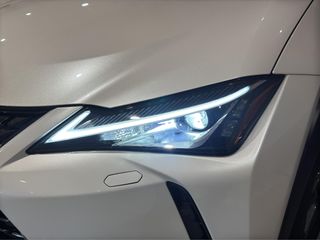 LEXUS UX 2.0 250H BUSINESS AUTO 184 5P