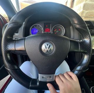 Volkswagen Golf GTI 200cv (repro 300cv)