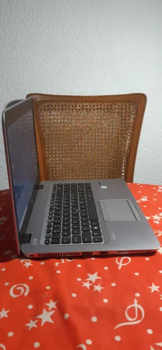 Portátil HP Pro Intel Core i5 7° Gen como nuevo