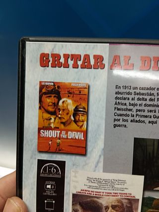 dvd, GRITAR AL DIABLO - LEE MARVIN Y ROGER MOORE