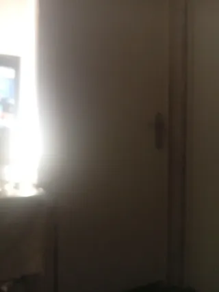 Se alquila habitacion