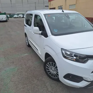 Ford Transit Courier