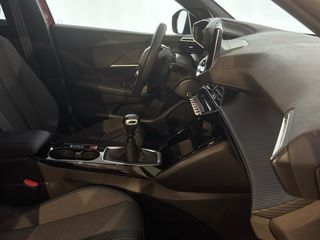 Peugeot 2008 Allure Puretech 100 S&S 6 Vel. MAN