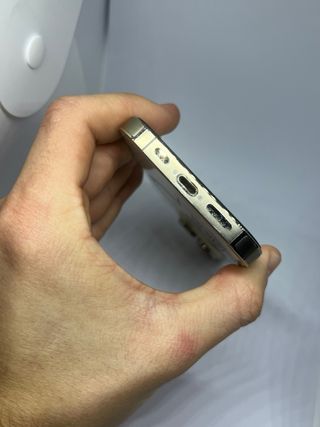 iPhone 14 Pro Dorado