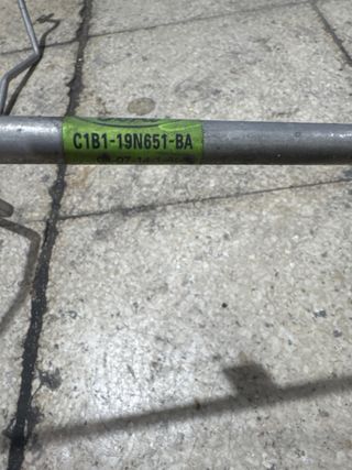 Tubo A/C Ford Fiesta C1B1-19N651-BA