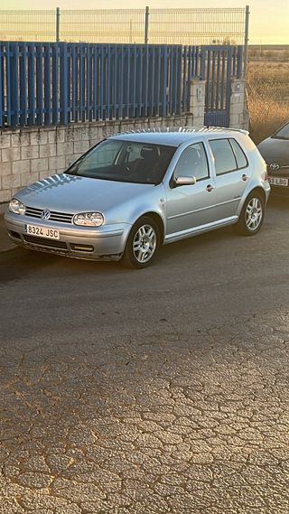 Volkswagen Golf 2002
