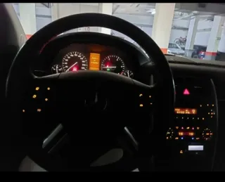 Mercedes-Benz b200 2006