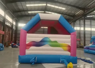 Castillo hinchable unicornio con tobogán