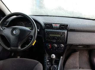 Fiat 1047838 19242rc centralita motor stilo (192)