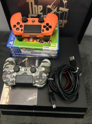 PS4 (PlayStation 4) Negra + Juegos y Mandos